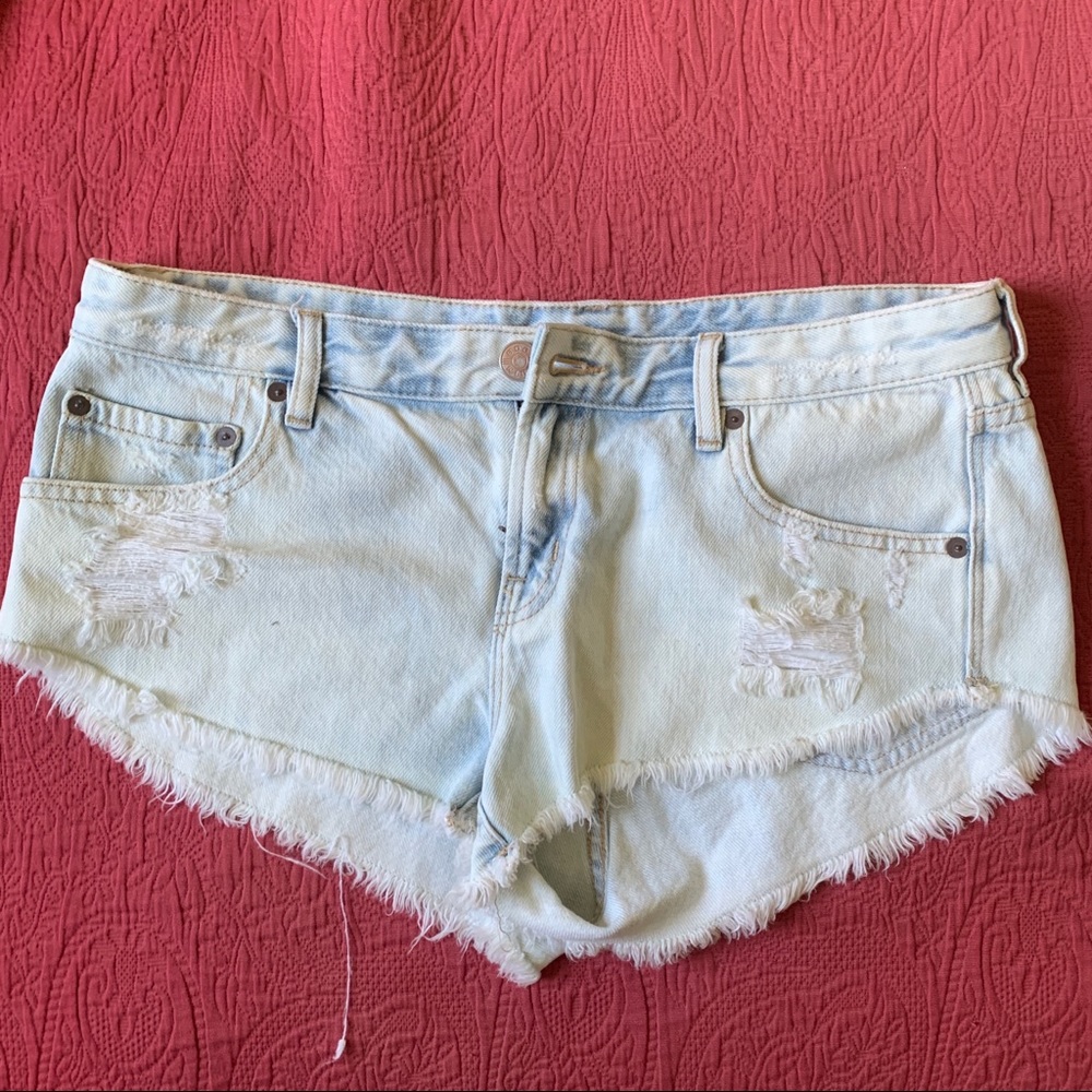 Urban Outfitters BDG light wash denim shorts